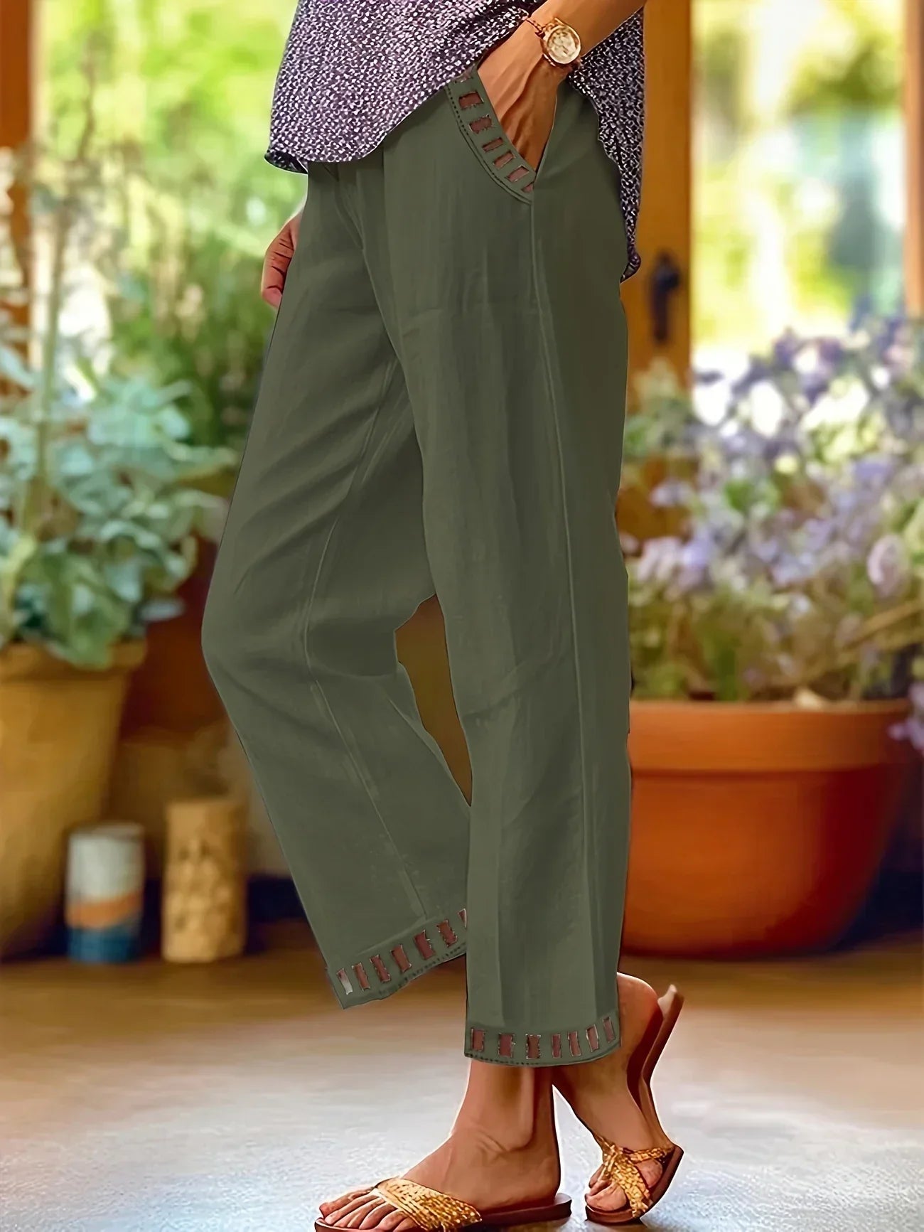 Tracey Contrast Trim Cropped Pants